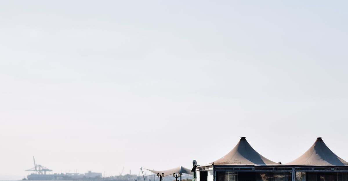 Kid-Friendly Menus with Ocean Views in Byron Bay