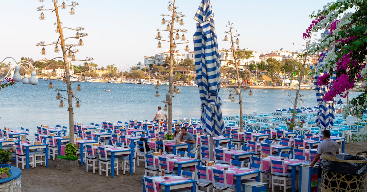 The Great Outdoors: Dining Options with Open Air Seating in Byron Bay